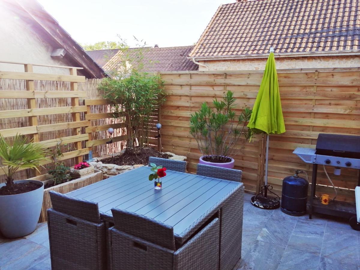 Les Farios Avec Terrasse Lägenhet Sarlat-la-Canéda Exteriör bild